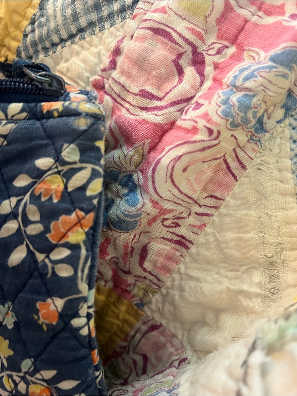 3 vintage Vera Bradley Floral Quilted Crossbody Trio of Patterned Pouches - Picture 13 of 14